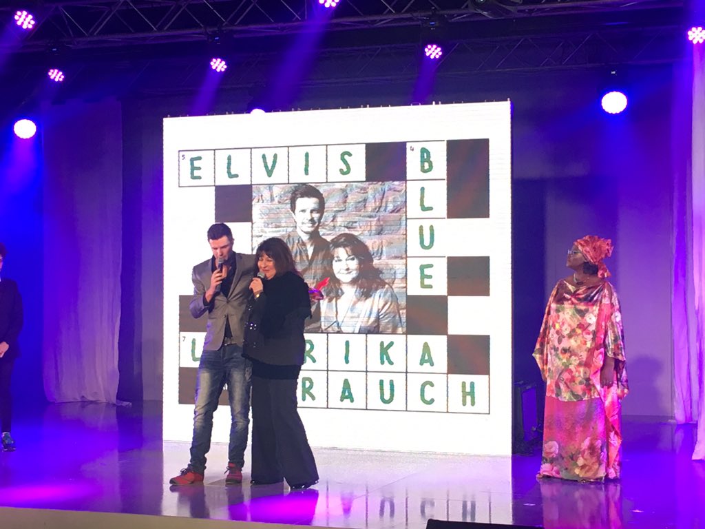 Topverkoper-dvd <a href="/elvisblue/">Elvis Blue</a> en Laurika Rauch <a href="/huisgenoot/">Huisgenoot</a> #Tempos2016