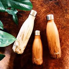 I'm all about the women owned businesses <a href="/swellbottle/">S'well</a> <a href="/UPS/">UPS</a> #ownedbywomen