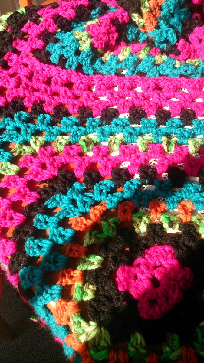 malcolmdavidsa's tweet photo. #mencanknit.  I need your blankets and scarves. Support 67 Blankets for Nelson Mandela Day. Malcolmd@hotmail.co.za https://t.co/Ck5Cx3t88R