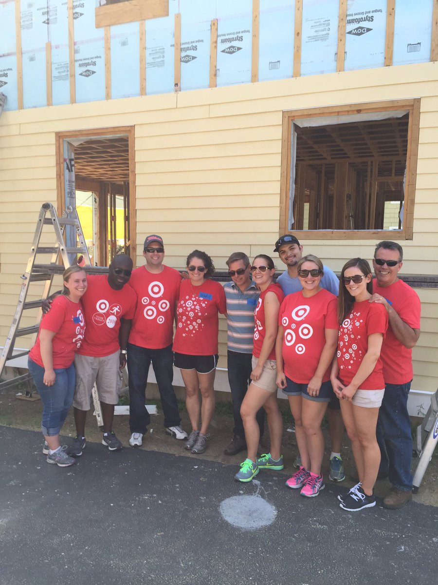 VicPanarese's tweet photo. Had fun building a house with this amazing bunch!!! @achiarelli221 @habitatboston #targetvolunteers https://t.co/TInCkiIDUd