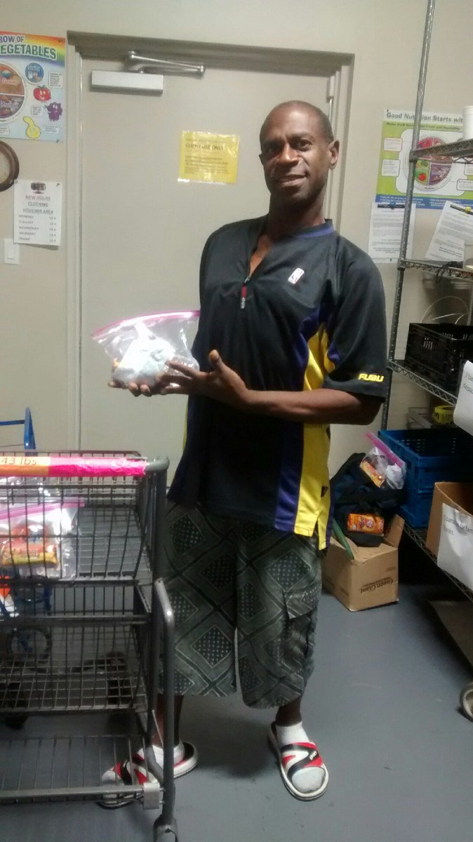 101Best's tweet photo. Looking forward to partnering with @WINGSProgramINC & creating survival kits for the homeless. #GiveBack #Chicago https://t.co/rZpdlKIQ5K