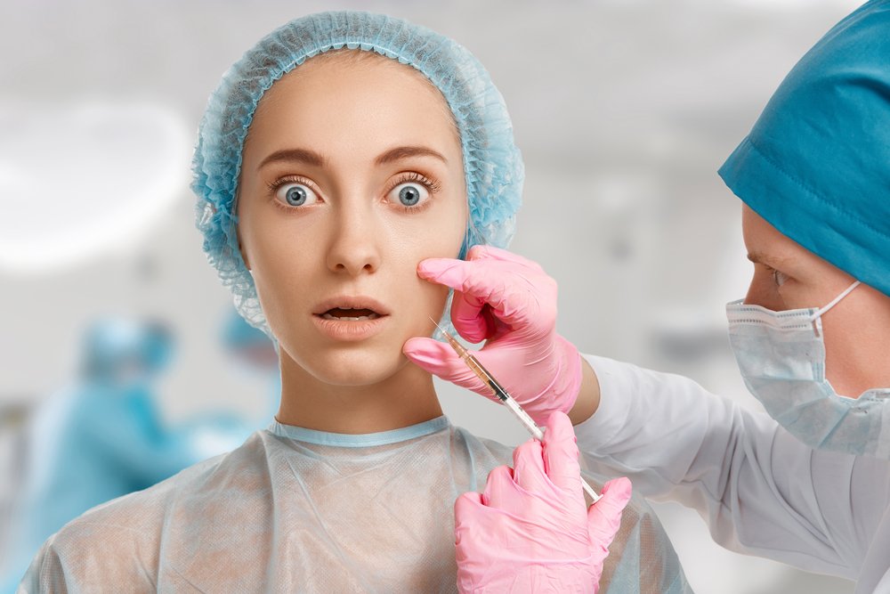 HarryInLaos's tweet image. 9 Skin Care Myths Busted! buff.ly/29xQvRr #skincare #lists #funlist #cosmeticlies