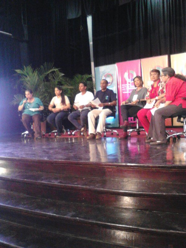 Vices <a href="/gtorodelara/">Gisela Toro Hernández</a> y Yoama Paredes desarrollaron conversatorio sobre el proceso de transformación curricular