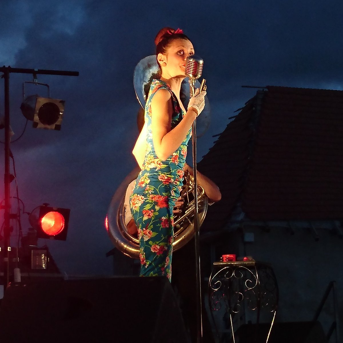 JFDC16's tweet photo. #thesassyswingers c'était ce soir avec #JFDC16 ! Magique ! https://t.co/dKbwEkT0tR