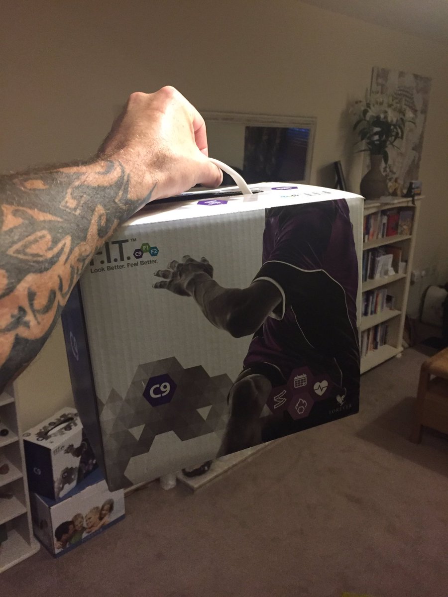 westphil581's tweet photo. C9 delivered today, time to trim up ready for my holiday in 9 weeks #C9 #Fit #holiday #Greece https://t.co/Bxh1gTNB3P