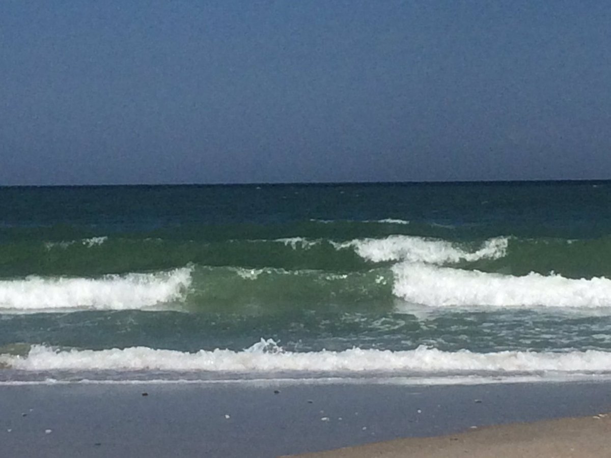 Ray_ofSunshine6's tweet photo. I never get sick of this view.. Because it never is the same. #ocean #Atlantic #vacation https://t.co/97x7vWcLUG