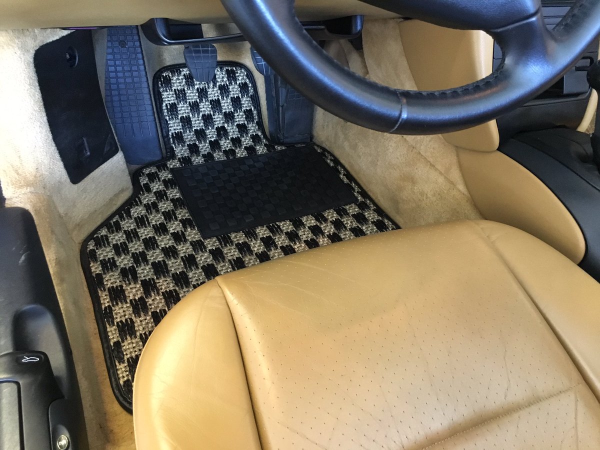 ourridelife's tweet photo. We review CocoMats and see he how well they go with a modern @Porsche. https://t.co/Is8DzPNUfO #Porsche #cocomats https://t.co/tOhCXRagJZ