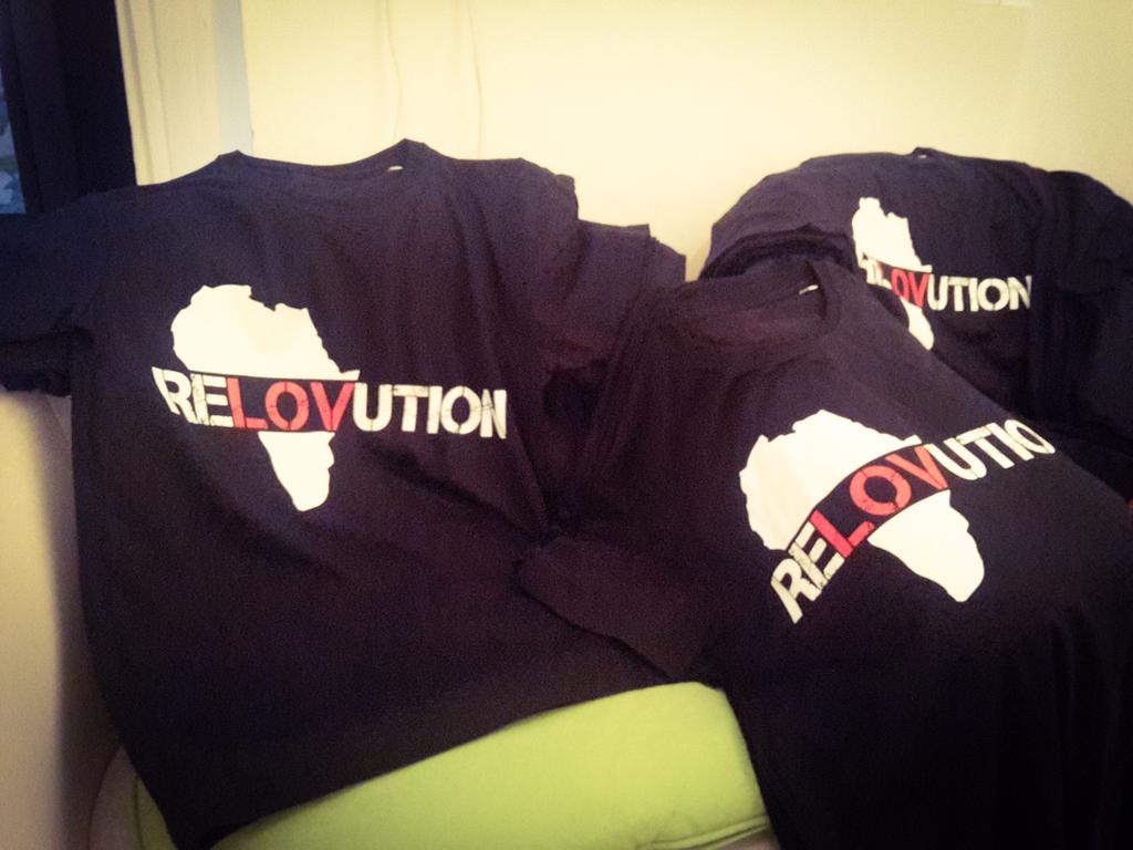 #relovution <a href="/CouvreFeuOff/">COUVRE FEU !!!</a> <a href="/passi_issap/">Passi</a> <a href="/olympiqueclub/">OG CLUB YAOUNDÉ</a> <a href="/esko237/">Ësko237</a> <a href="/CouzinsDafrique/">Couzins D'Afrique</a> <a href="/DjPhaxxOfficial/">Dj Phaxx_ CouvreFeu</a> <a href="/CameroonTV/">CameroonTV🇨🇲</a>