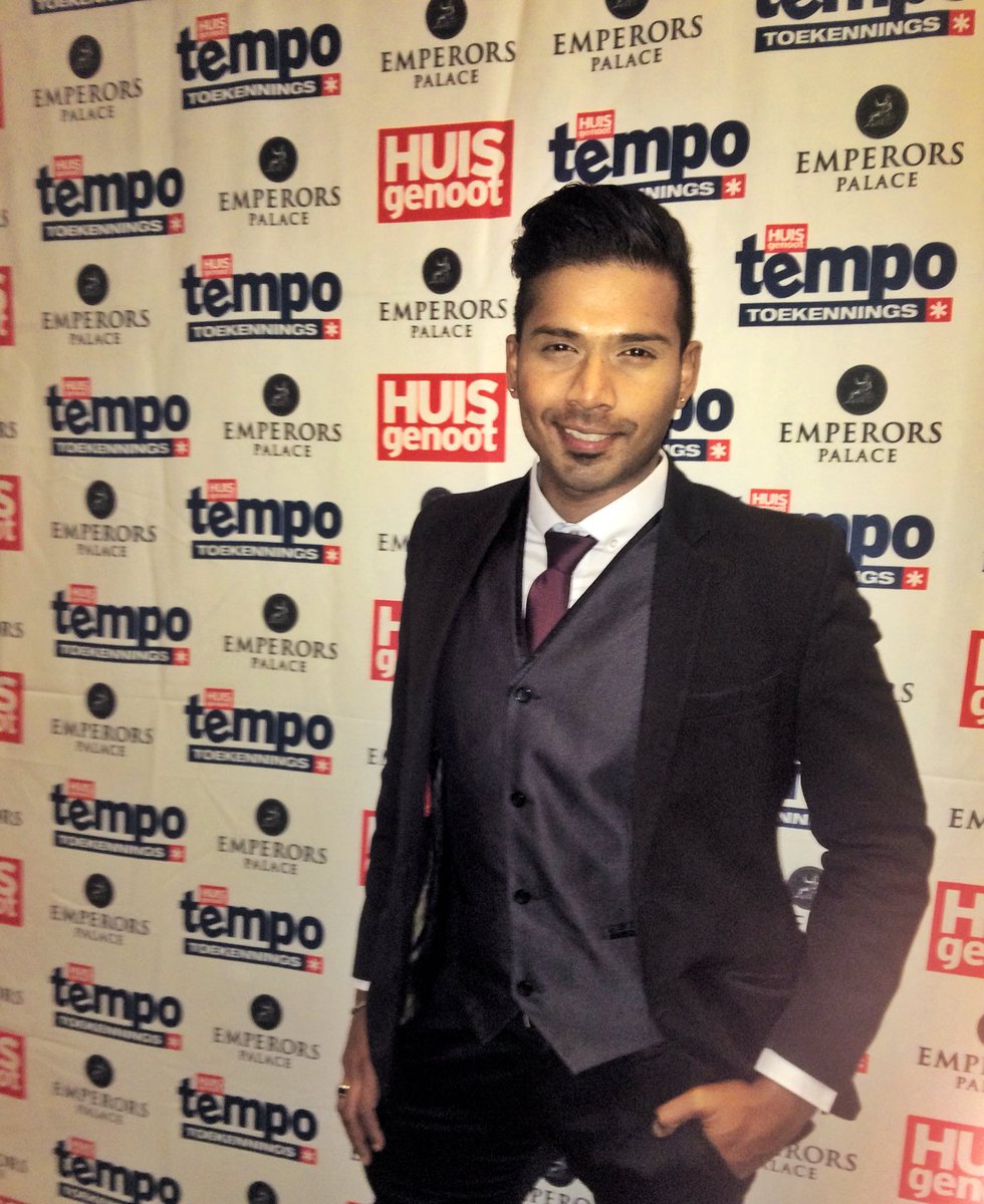 Having such an epic night! Thanks for having me <a href="/huisgenoot/">Huisgenoot</a> <a href="/EmperorsPalace/">Emperors Palace</a> ! Always such a great time! cx