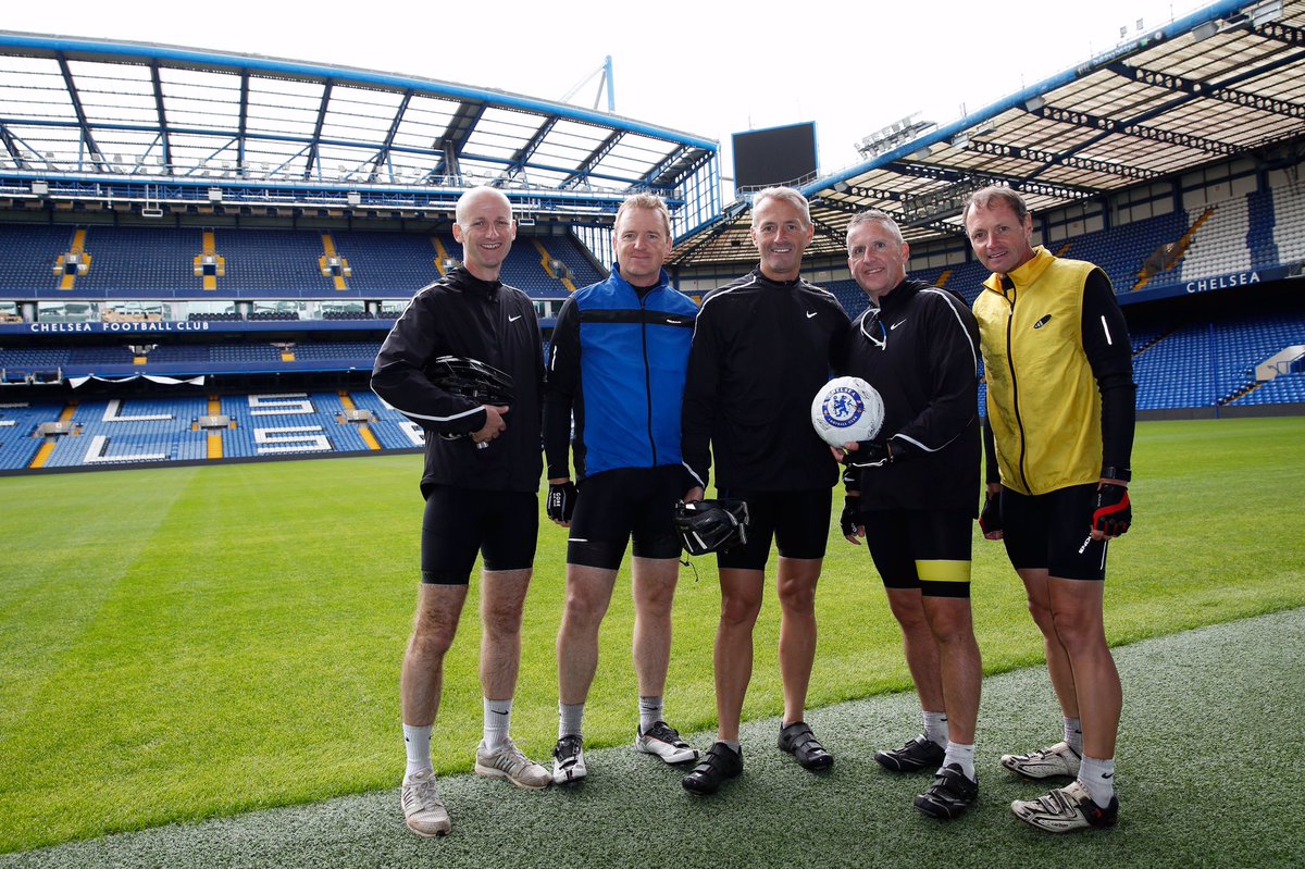 Stefanjc's tweet photo. Great day following @premierleague referees around the London. First leg of their #WhistleStopTour 💪🏽🚴🏼 https://t.co/e1JU5Ukgpl