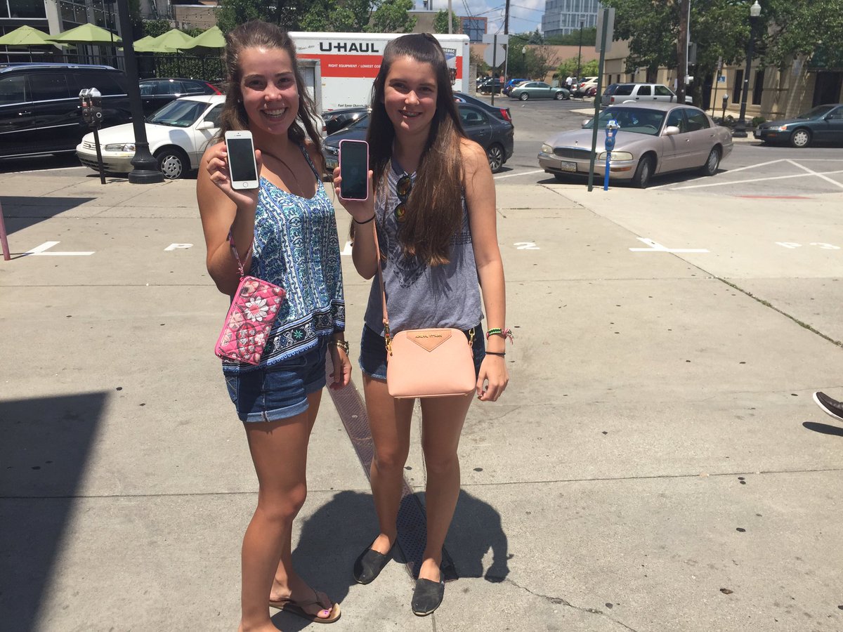 StoiaLu's tweet photo. What are we doing @NorthMarket today? Girls playing #PokemonGO #FourthLevel #ItsEverywhere https://t.co/DlgKERKjTR