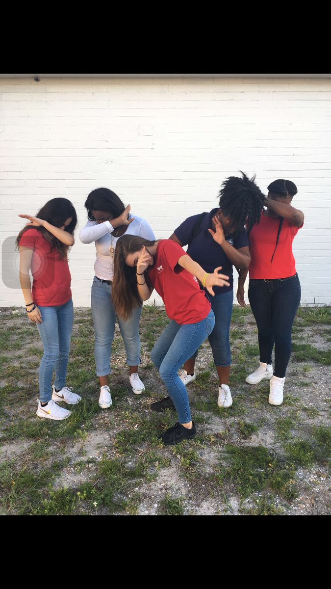 itslydiablue's tweet photo. This is family https://t.co/Q1z9aBzsZP