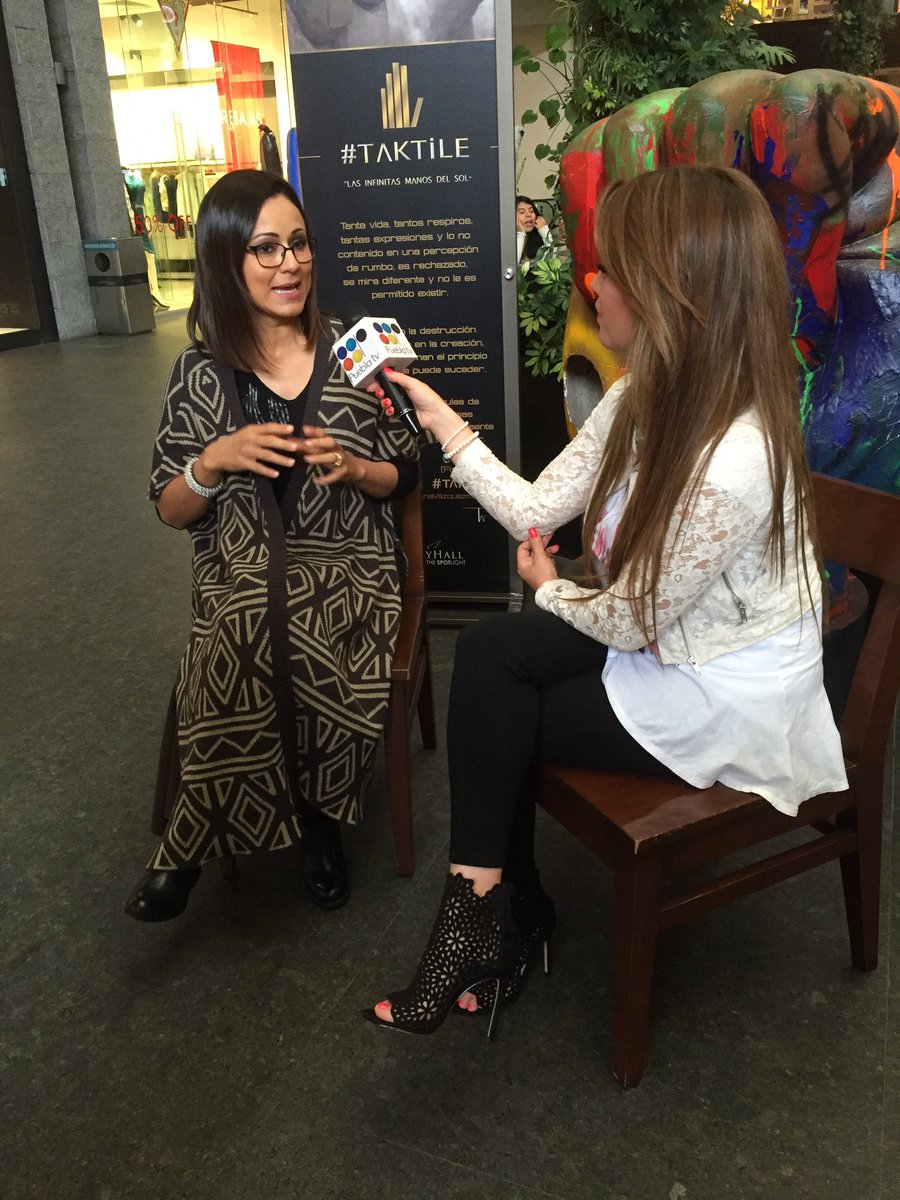 LuxuryHall1's tweet photo. Lorena Vázquez-Mellado en entrevista para @PueblaTVmx sobre @_taktile_ #taktile https://t.co/2ksMiQNRv7