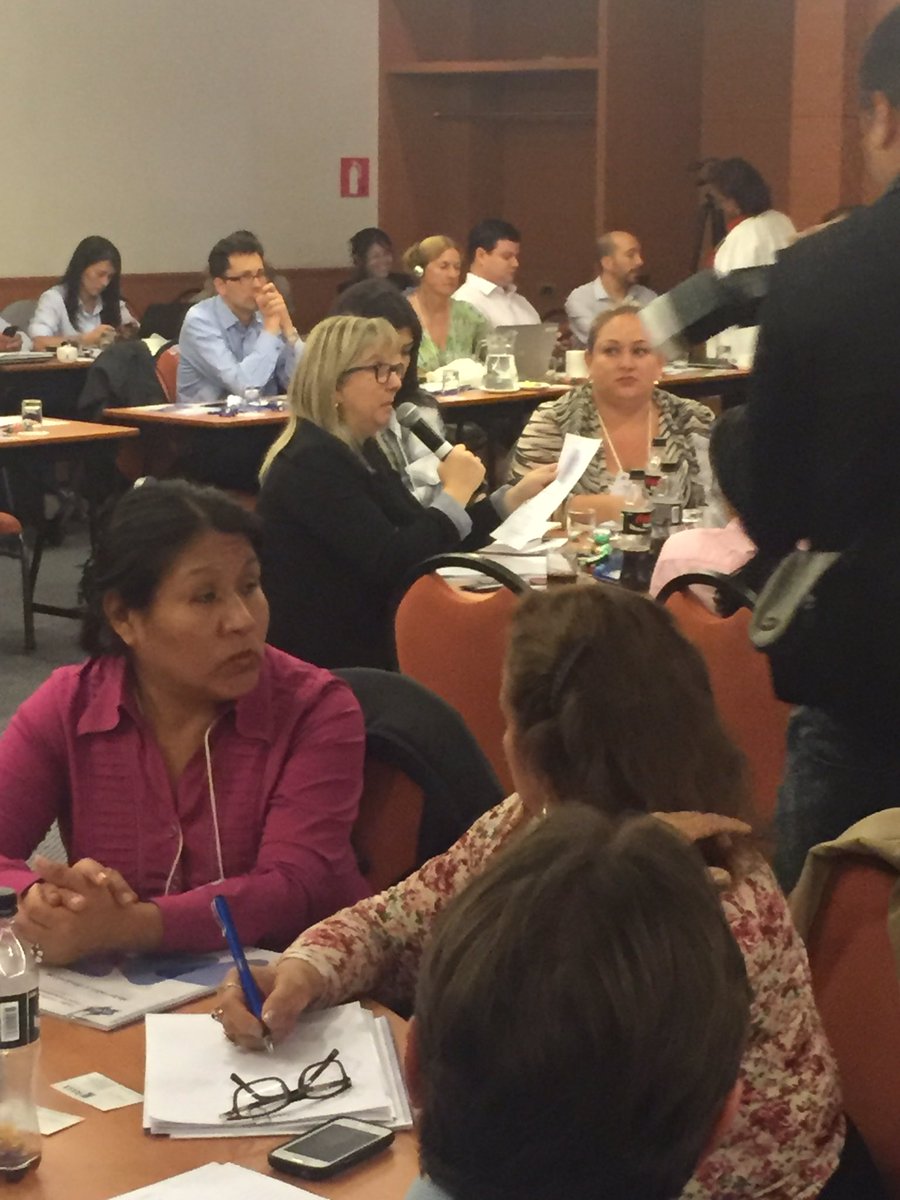 mx_wellness's tweet photo. @aloisalud @SalvatiAC todos trabajando por sus pacientes @AleAsociacion @mayragaleal https://t.co/ZvXUn8RsvA