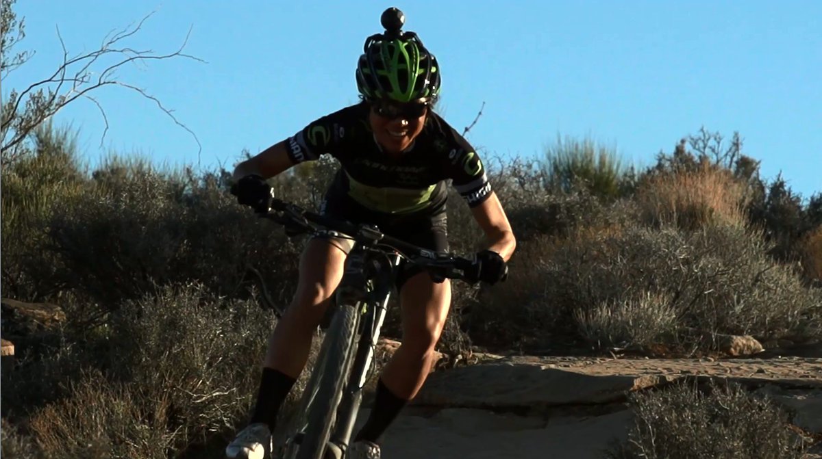 WATCH: #cdale360flymtb Pro Rider <a href="/EvDong/">Evelyn Dong</a> on our women's #PitStop ow.ly/tiq43029bu0 #teamsugoi #womenscycling