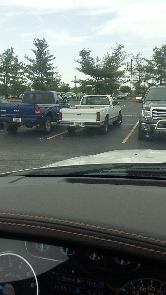 BudgetRifleman's tweet photo. If you can't park a truck, don't drive a truck. This pictured doesn't do this park job justice. https://t.co/l6TAjtW7Jr