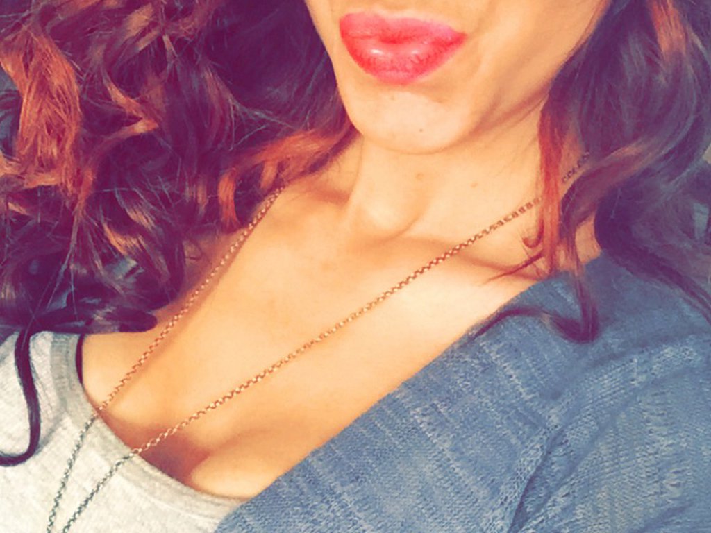 kendall_geekXXX's tweet photo. I'm online right now on @Skyprivate https://t.co/WxgTRXBeJJ Please RT. thanks! #camgirl https://t.co/GkfF1SCqc6