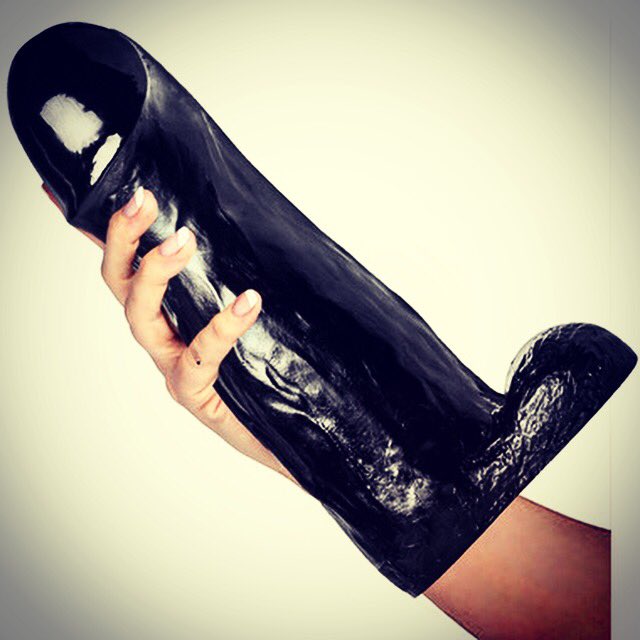 dallasnovelty's tweet photo. .@XRBrands #MasterCock The #ManOlith #Ballsy 11 inch #Realistic #Dildo #hugedildo #monster https://t.co/aqvvkVqsvq https://t.co/51bFB9FZ0a