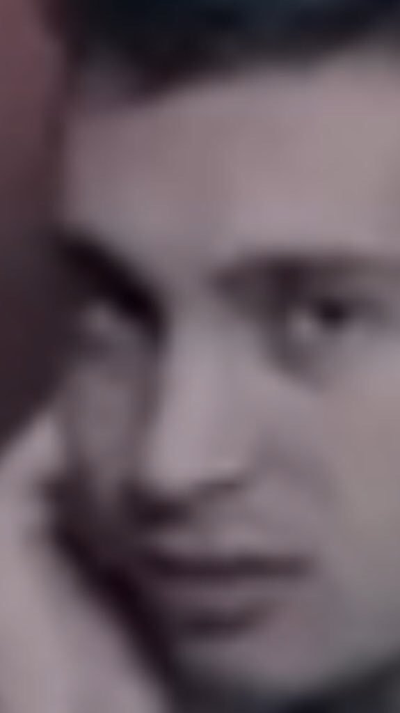 BR4TPRlNCE's tweet image. hey guys heres a few shots from our music video &quot;car radio&quot; go check it out now! |-/