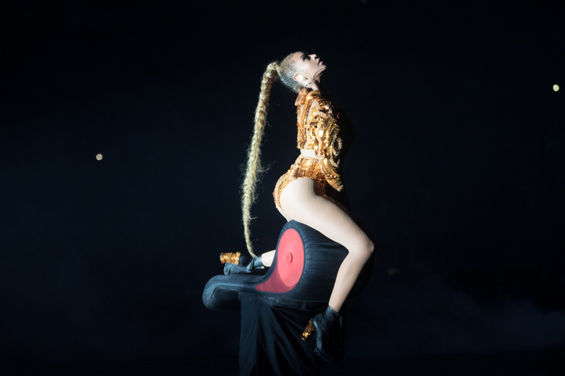 Beyoncé >> The Formation World Tour - Página 36 CnN61CiXgAEF465