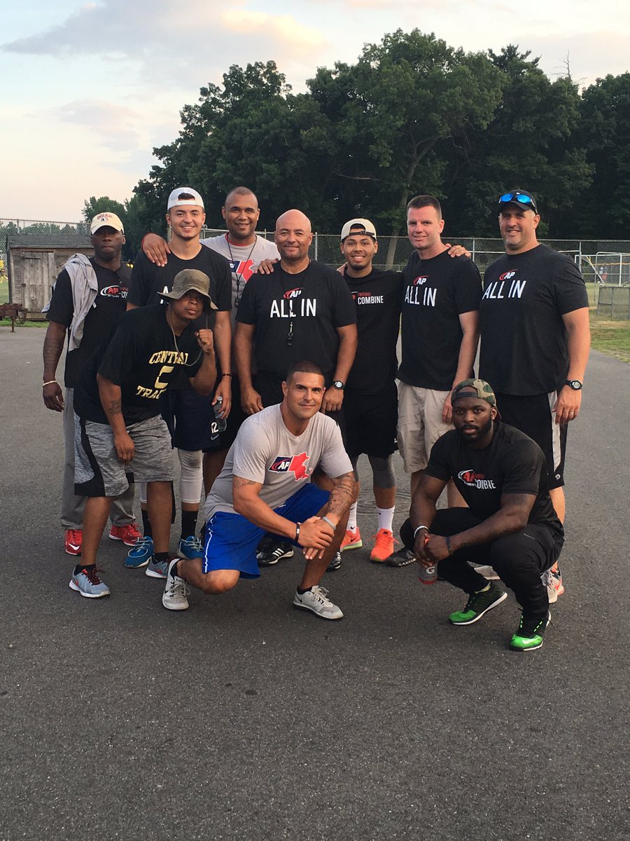 Excel Sports Academy of New England (@esaofnewengland) on Twitter photo Thank you <a href="/ValdamarTBrower/">Valdamar Brower</a> @CodyWilliams_12 <a href="/juknowyouwanna/">Ju'an Williams</a> <a href="/Coach_Sully79/">matt sullivan</a> <a href="/bodybybay/">Soloman Baymon</a> @rqamartin . #EliteNation#APFB Thank you <a href="/ValdamarTBrower/">Valdamar Brower</a> @CodyWilliams_12 <a href="/juknowyouwanna/">Ju'an Williams</a> <a href="/Coach_Sully79/">matt sullivan</a> <a href="/bodybybay/">Soloman Baymon</a> @rqamartin . #EliteNation#APFB