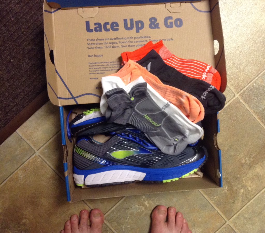 EricHattenhauer's tweet photo. Excited to run in #BrooksGhost9 & #swiftwick / #Feetures socks :D Thank you Jackie @dickpondhoffman !!#GoodbyeCotton https://t.co/72hi7fGCbN