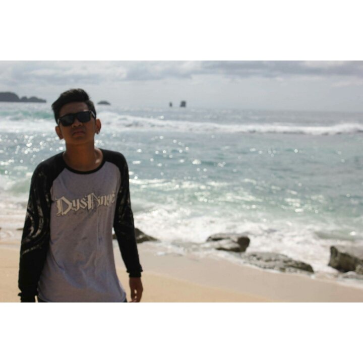 febrii25's tweet photo. Naufal😚😘😙😗😍💏💑💓💞💕 https://t.co/oYanAZKA9R