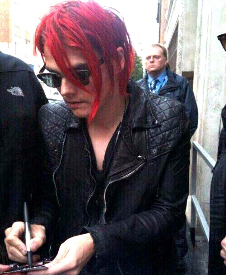 ActorGerard tweet picture