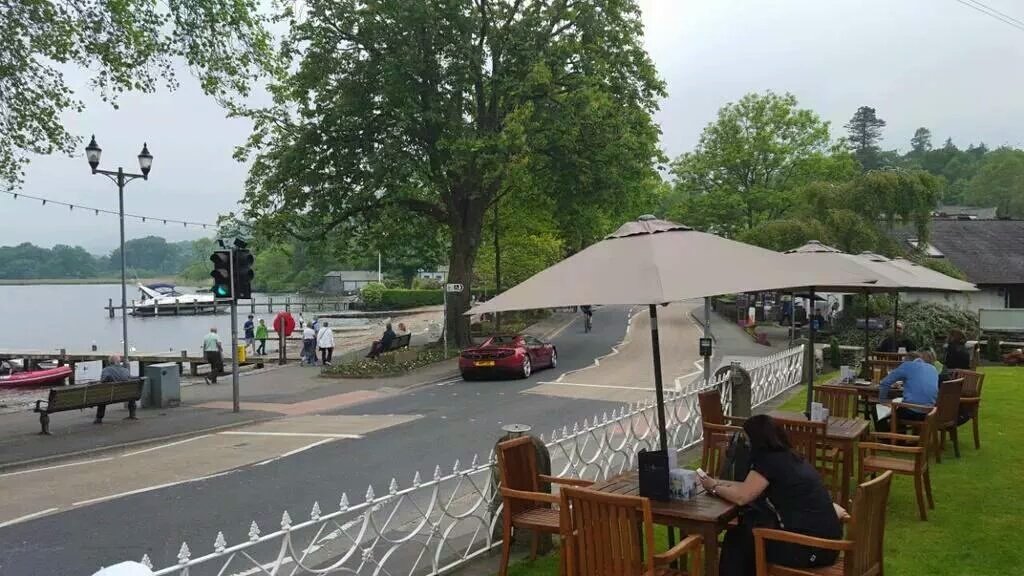 OAlmihdhar's tweet image. بمنطقة البحيرات
قرية Ambleside
آمبلسايد
احجز كوخ آو فندق 
ممكن تمدد إقااامتك😂 
من جمال وروعة طبيعة القريه#بريطانيا