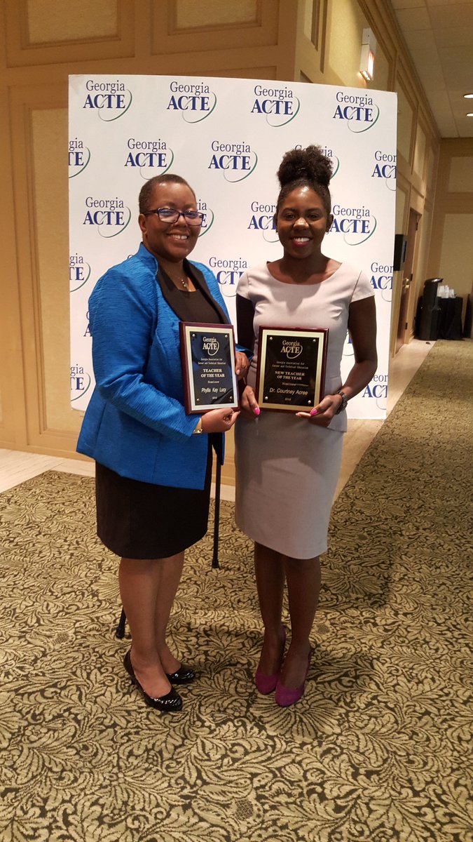 Brene E. Bradley tweet media