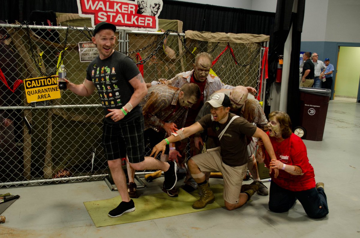 WalkrStalkrCon's tweet photo. Don't leave your friends behind, bring them with you to Walker Stalker Con! You'll need them... to get away! #WSC https://t.co/FGjC4wWQHy