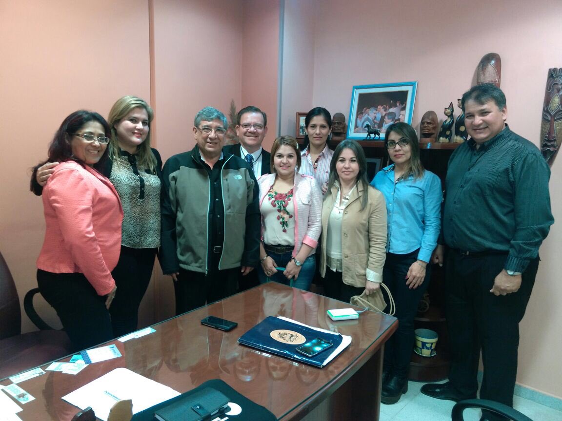OviedoFidel's tweet photo. @EscribanoReiete recibe firme respaldo de @DiputadosPy.

Liberación de registros notariales en proceso afirman. https://t.co/5woL76c3S5