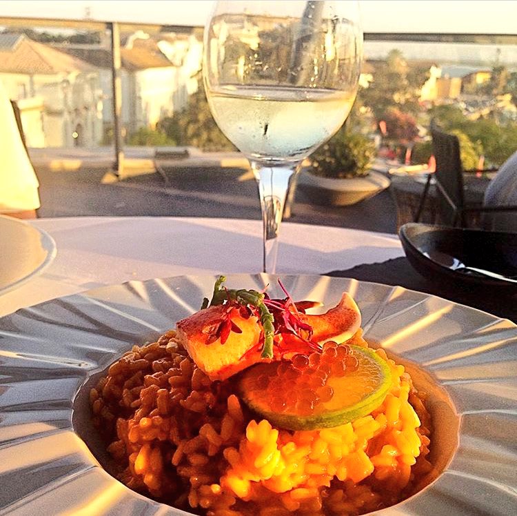 GrubAndTheCity's tweet photo. Destination: Faro, #Portugal
#Lobster Risotto, fresh &amp; delicate #whitewine Dialogo: perfect summer entree @HotelFaro https://t.co/rkf31gx0Xc