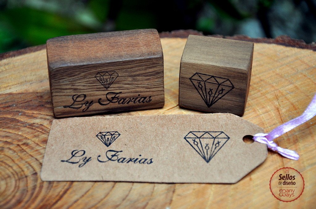 moltimodi's tweet photo. #EcoSellos #diseño #artesanal #confeccion #ecoCuero #hechoamano
#EcoStamp #design #ecoLeather #manufacture #handmade https://t.co/9eMFviJcrk