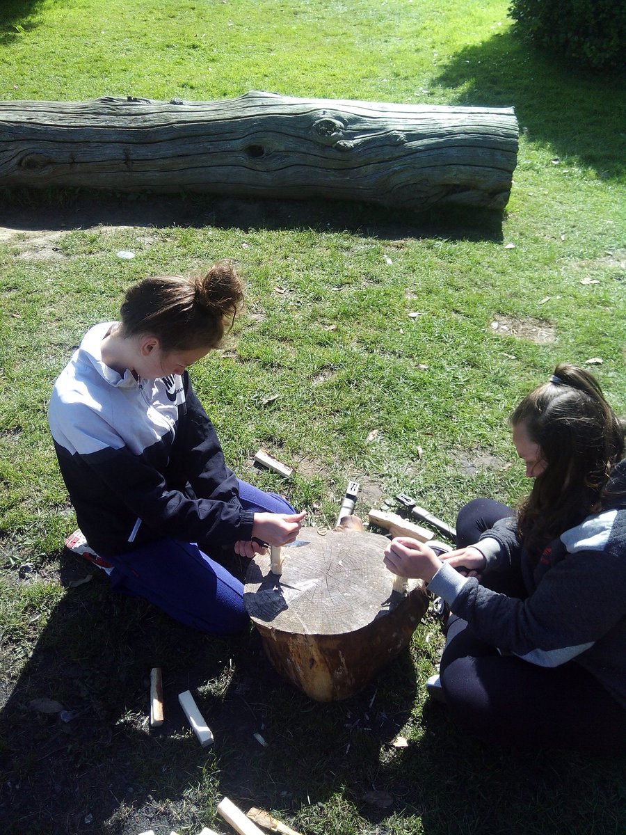 SA_OutdoorEdu's tweet photo. Day 3 starts with some sunny bushcraft. https://t.co/2eAETurK6P