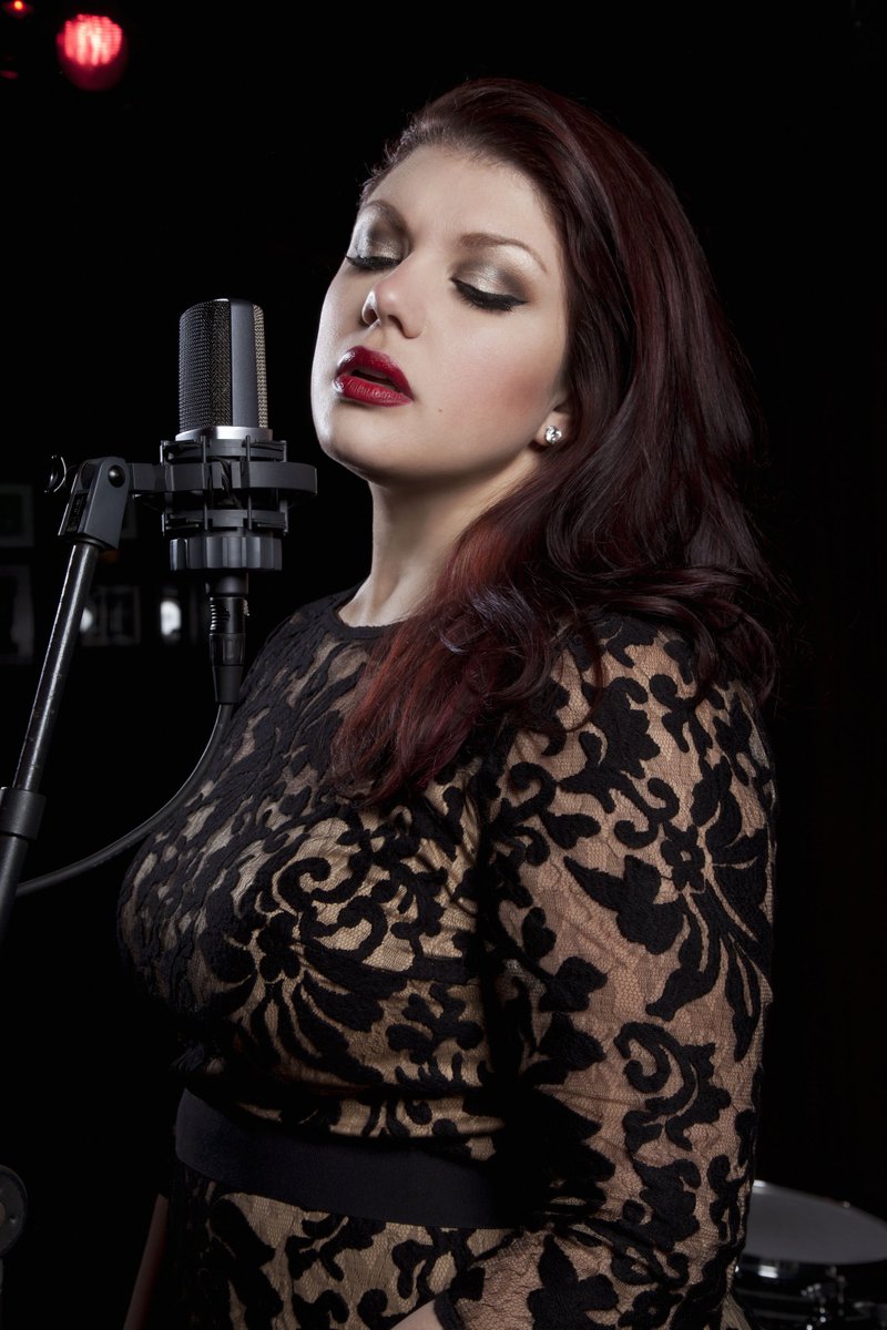 istanbulcazfest's tweet photo. #festivaldebugün Trompet virtüözü #NicholasPayton &amp; Amerikalı vokalist @JaneMonheit ile 21.00'de @SSabanciMuze'de. https://t.co/dSWpz3lbNX