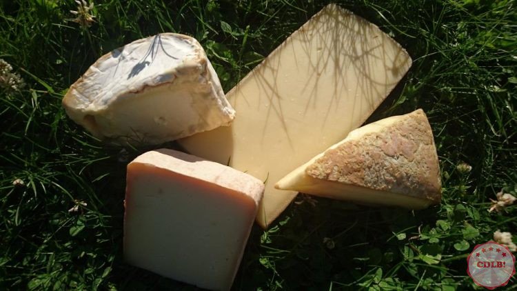CDLBox's tweet image. Les bons #fromages de @boitedufromager et la sélection connaisseur de #Juillet sont sur CDLB bit.ly/2a6DTmf