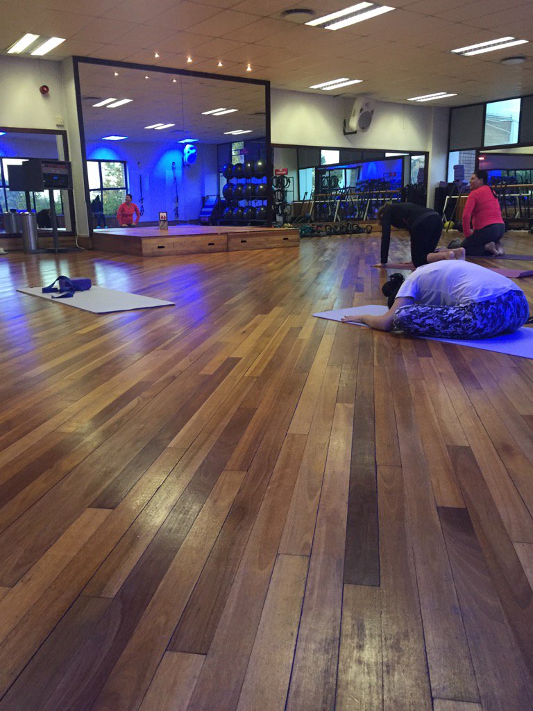 NirmalaJuice's tweet photo. Lets get this day started 🙏🏽 #YogaQueens #LifestyleGang #NirmalaTribe 

Join us❤️ https://t.co/OBWrHiclds