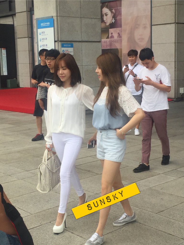 [PIC][14-07-2016]Sunny tham gia "KBS CoolFM 박지윤의 가요광장/Park Ji Yoon Music Plaza" vào trưa nay CnOEdRIW8AAt5PI