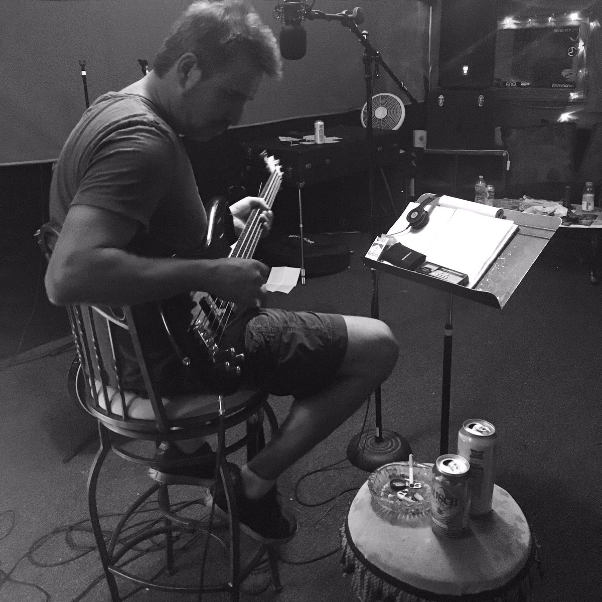 ❌100MilesOut❌ tweet media