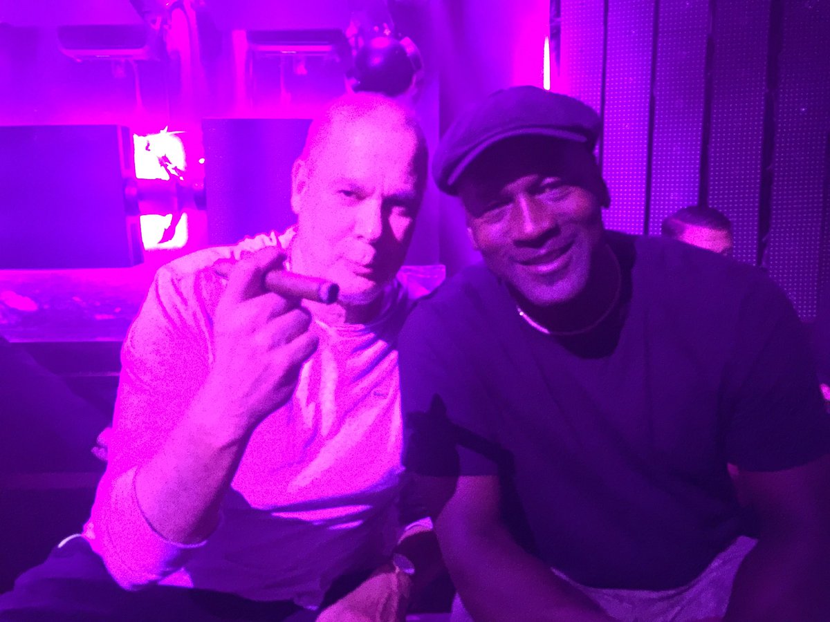 AlDeCarolis's tweet photo. My victory cigar after are  1 on 1 match!😂 @chamath @TheRealEve @TexDolly @9021PHO @phil_hellmuth @RyanSeacrest https://t.co/K44mTvRy3L