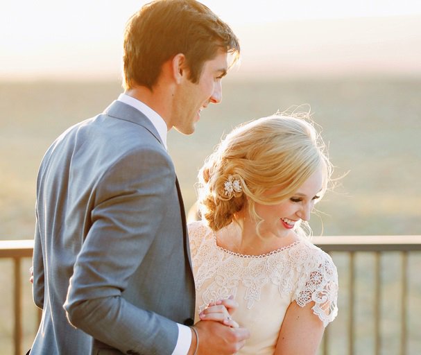theknot's tweet photo. 30 hip first dance wedding songs you'll love: https://t.co/xtLPoziGbc https://t.co/HSIwVgzCPa