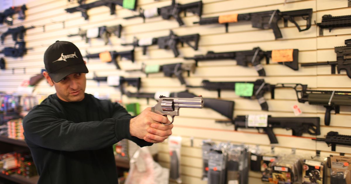 splinter_news's tweet image. Why America’s gun problem is actually a white supremacy problem in disguise: fus.in/29Pzox3