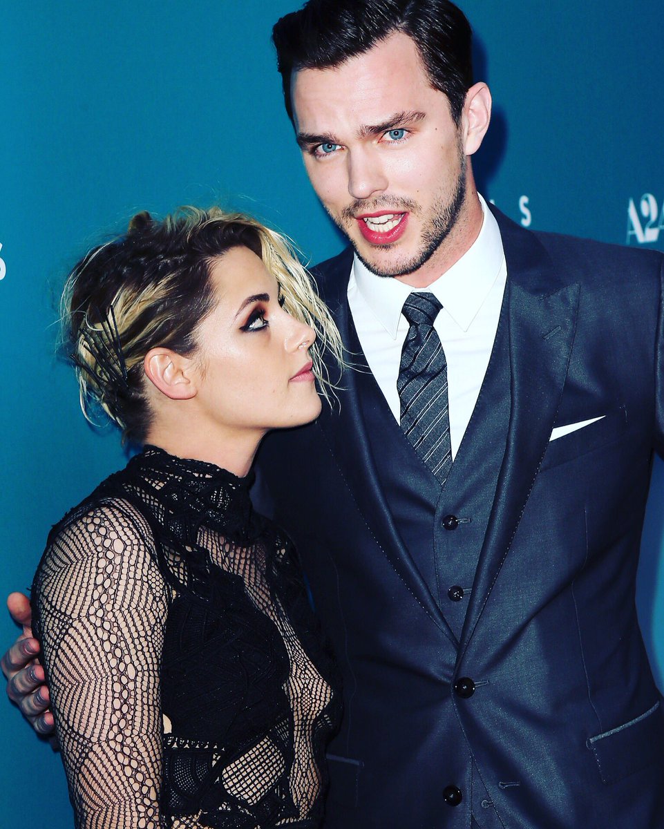 AthiraTheMoon's tweet photo. Which pair has the best chemistry??  Or who is your fav? #NicSten or #JesseStew? 😌😁 https://t.co/7e7B6yKpxY