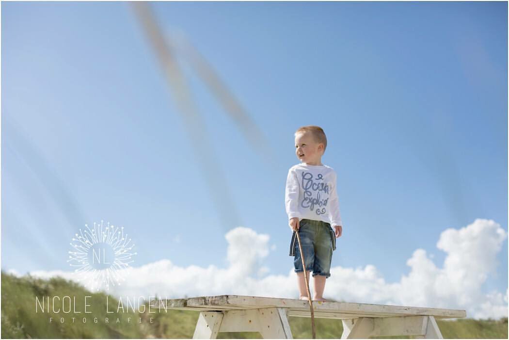 NicoleLangen's tweet photo. Overlook the horizon #gezinsshoot #lifestylefotografie. #Schiermonnikoog https://t.co/YOtcWwicaa