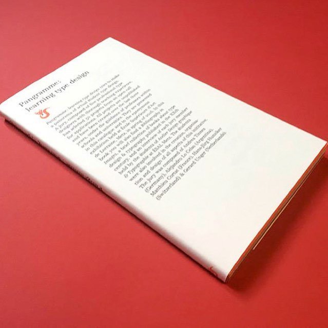 slanted_blog's tweet image. Pangramme : learning type design

#Pangramme #Book #slanted #slantedmagazine #slantedblog … ift.tt/29CZEdn