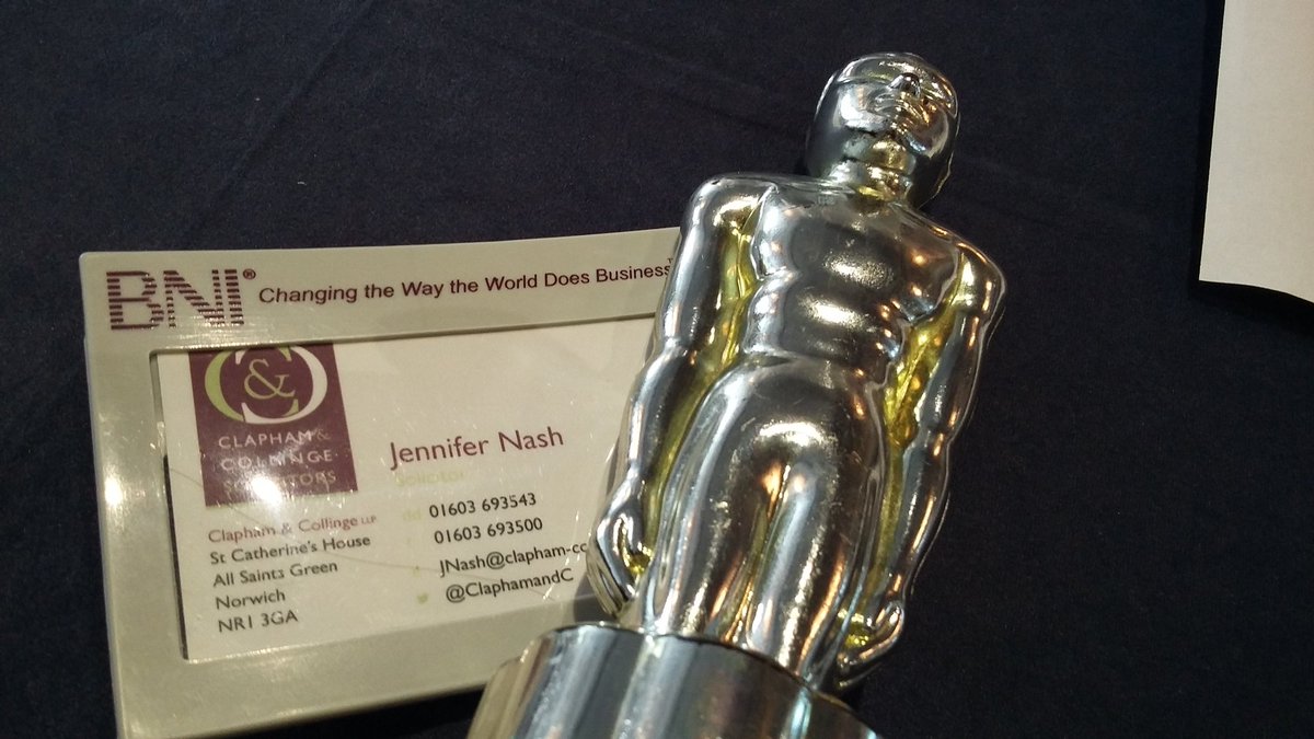 Jennifer_C_Nash's tweet photo. Proud to welcome back the @DiamondBni  Oscar to the @ClaphamandC offices this week #winning #networking https://t.co/CNZLahBbZC