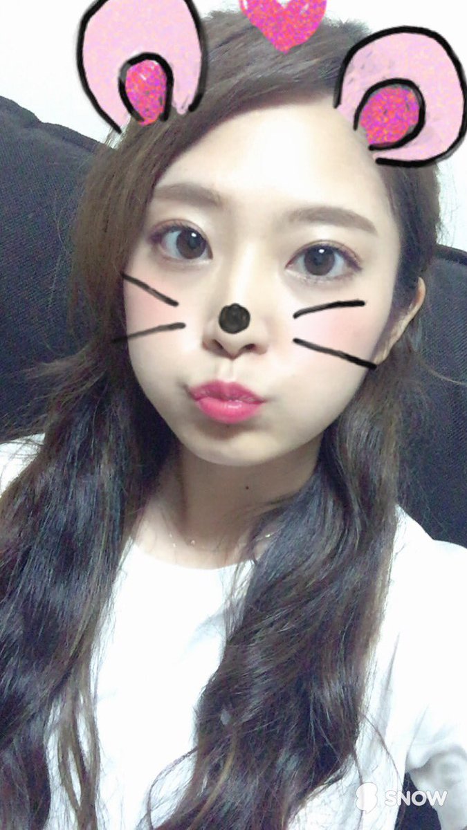 宮脇 詩音 Pa Twitter スマホアプリ Snow にて 宮脇詩音アカウントを作ったよ Id検索で Shion Official を検索して友達追加してね 撮影した動画などをマイストーリーにて公開していきます 宮脇詩音 Snow どこシェア