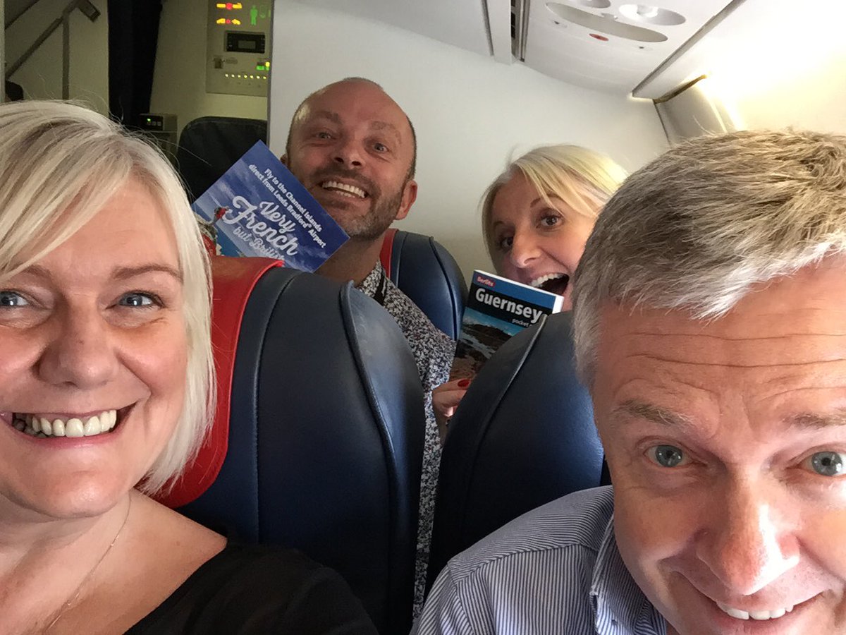 Good afternoon <a href="/DonnaOlliver/">Donna Olliver</a> <a href="/VisitGuernsey/">VisitGuernsey</a> we are on our way with <a href="/JohnDuncanJD/">John Duncan</a> <a href="/thepahub/">The PA Hub</a> #Aurigny #Guernsey ✈️✈️