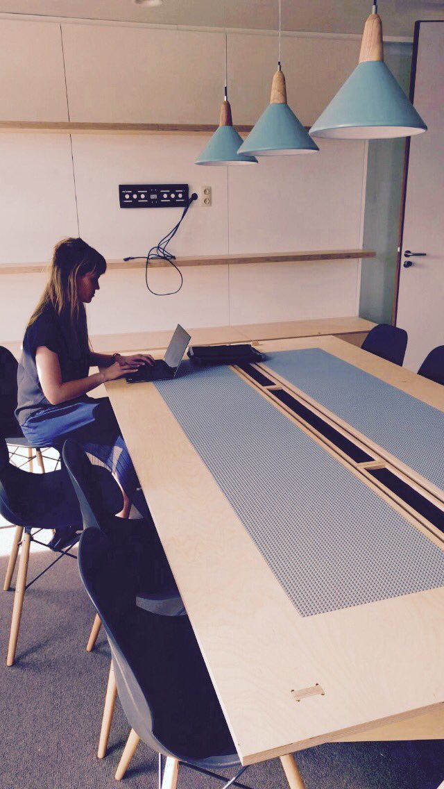 KarenOpdecam's tweet photo. Legotable + Lego usbsticks + creative minds = @co_station #gent #weRcostation #coworkingspace https://t.co/YKrPV9JyXL